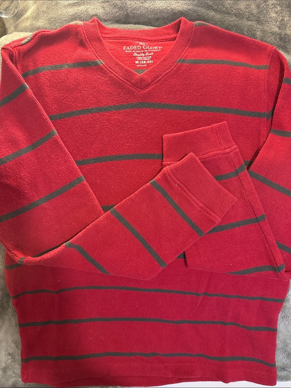 VINTAGE Faded Glory Men’s Red V-Neck Sweater with Gray Stripes